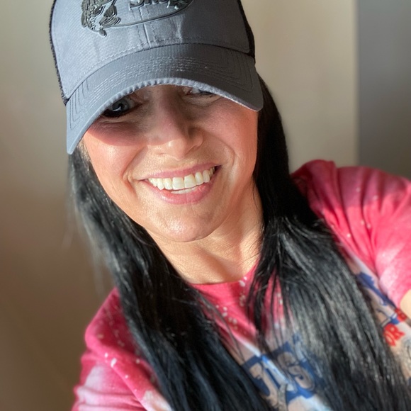 Meet your Posher, Mindy - Picture 3 of 3